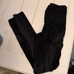 Lululemon Athletica Black Leggings with Mesh Accents